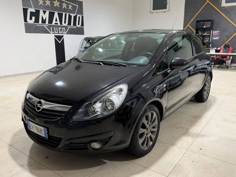 Opel Corsa 1.2 3 porte b-color