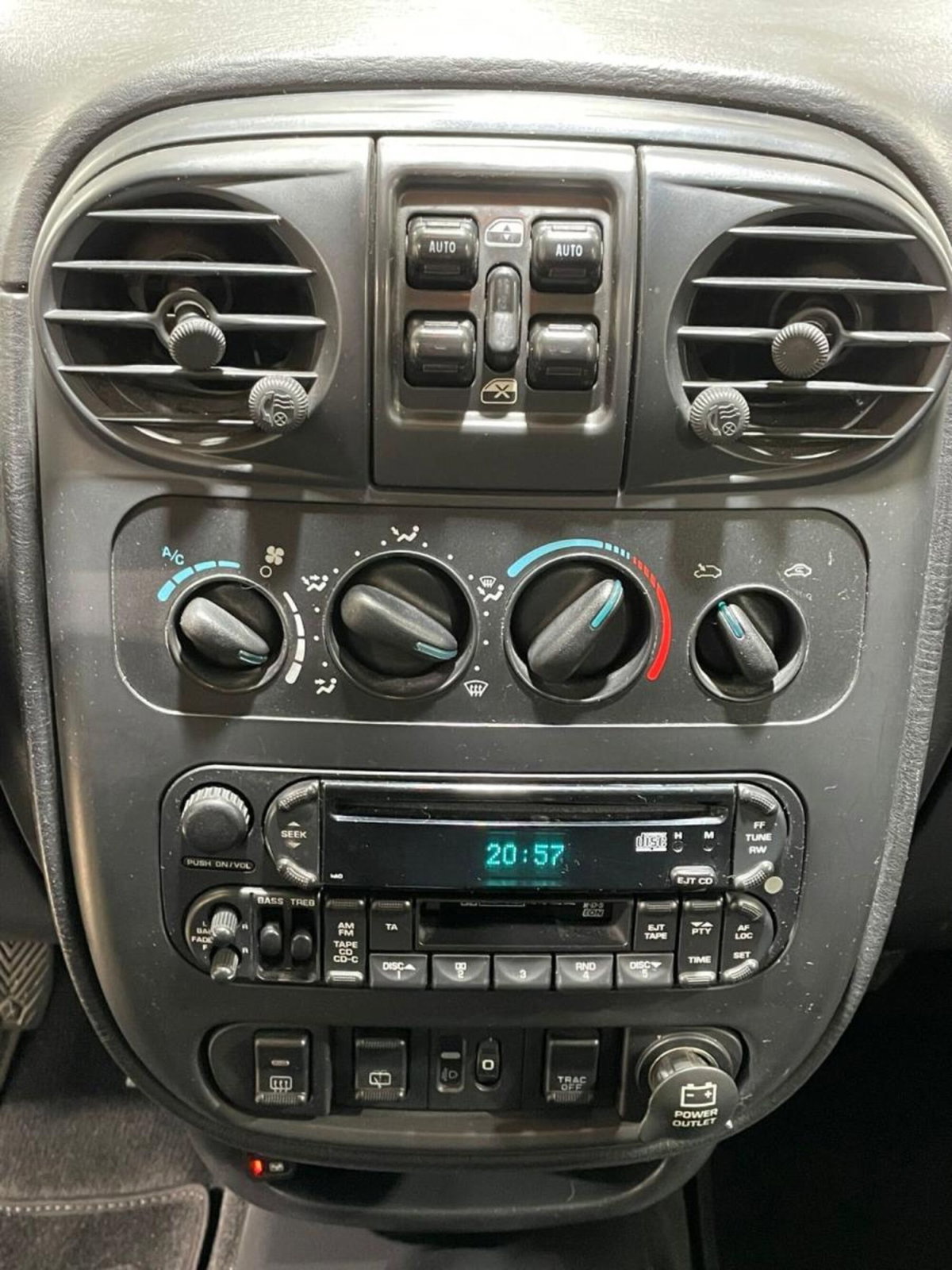 Chrysler PT Cruiser PT Cruiser 1.6 cat Touring (15)