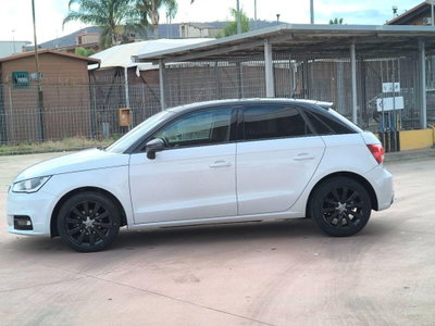 Audi A1 Sportback 1.4 TDI Admired (4)
