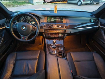 BMW Serie 5 520d Msport (13)