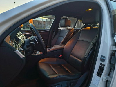 BMW Serie 5 520d Msport (15)