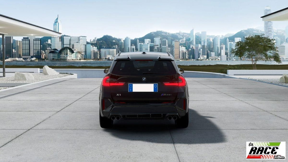 BMW X1 xdrive M35i Msport Pro auto (2)