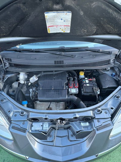 Lancia Musa 1.4 Platino Ecochic GPL (7)