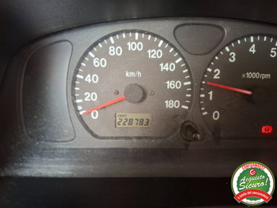 Suzuki Jimny 1.3i 16V cat 4WD JLX (14)