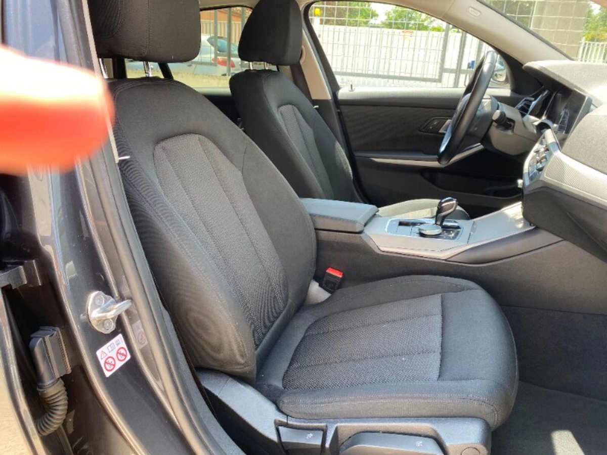 BMW Serie 3 Touring 320e  Business Advantage (11)