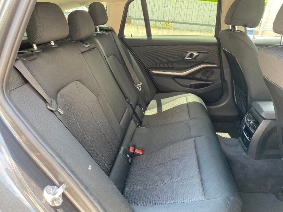BMW Serie 3 Touring 320e  Business Advantage (12)