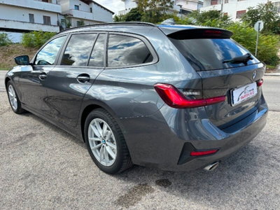 BMW Serie 3 Touring 320e  Business Advantage (4)