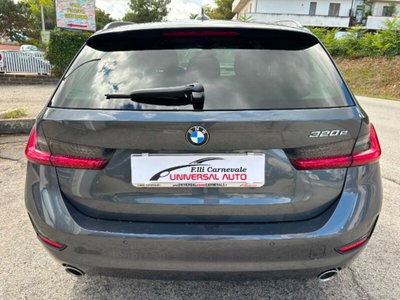 BMW Serie 3 Touring 320e  Business Advantage (5)