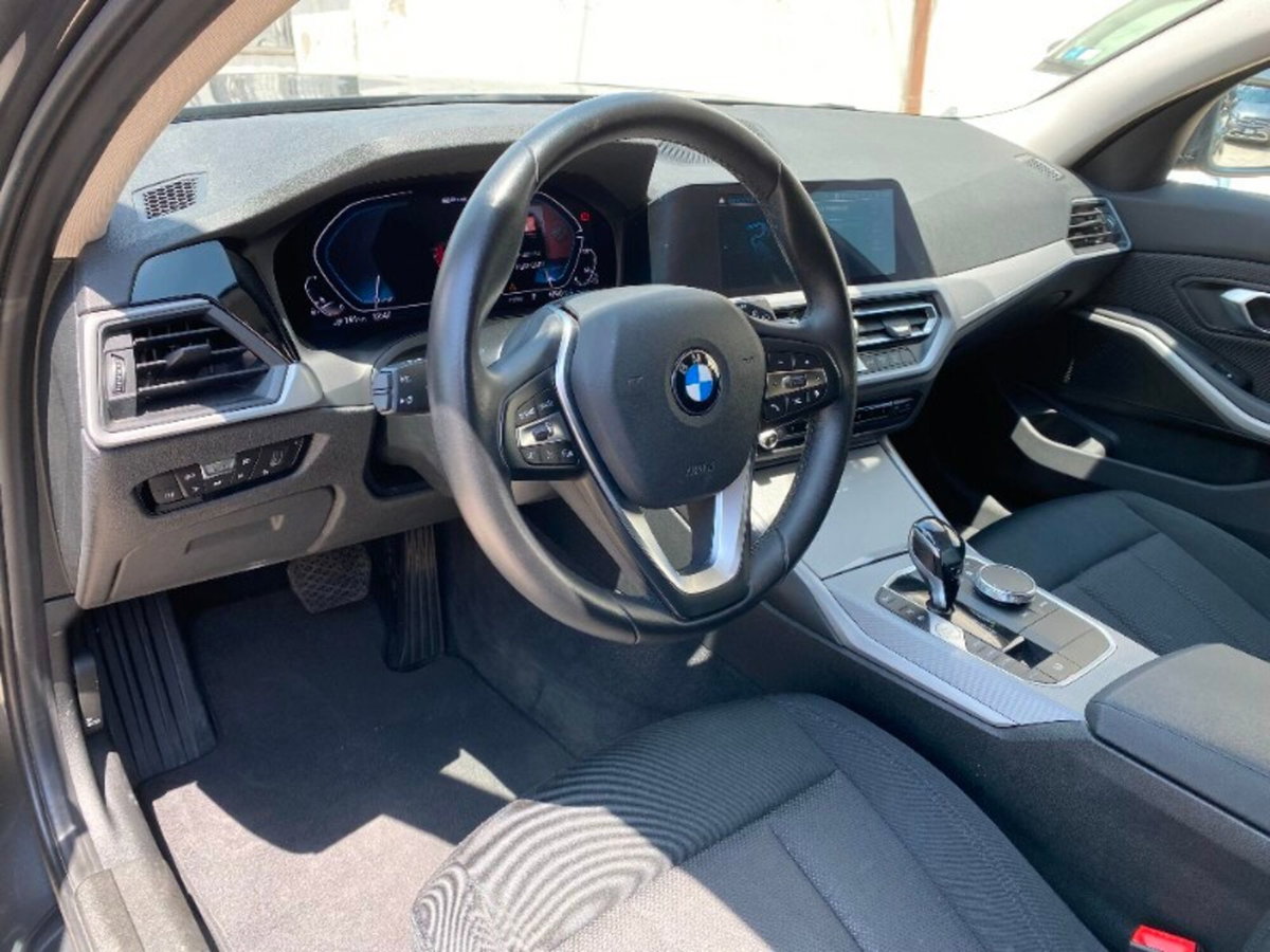 BMW Serie 3 Touring 320e  Business Advantage (9)
