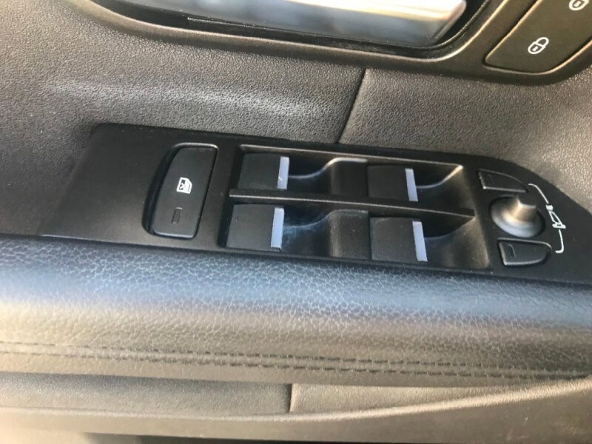 Land Rover Range Rover Evoque 2.0 TD4 150 CV 5p. SE (19)