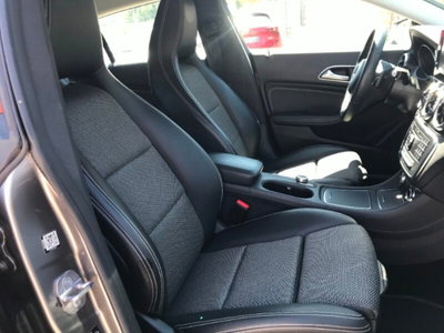 Mercedes-Benz CLA Shooting Brake 200 d Automatic Business (10)