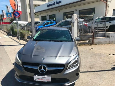 Mercedes-Benz CLA Shooting Brake 200 d Automatic Business (2)