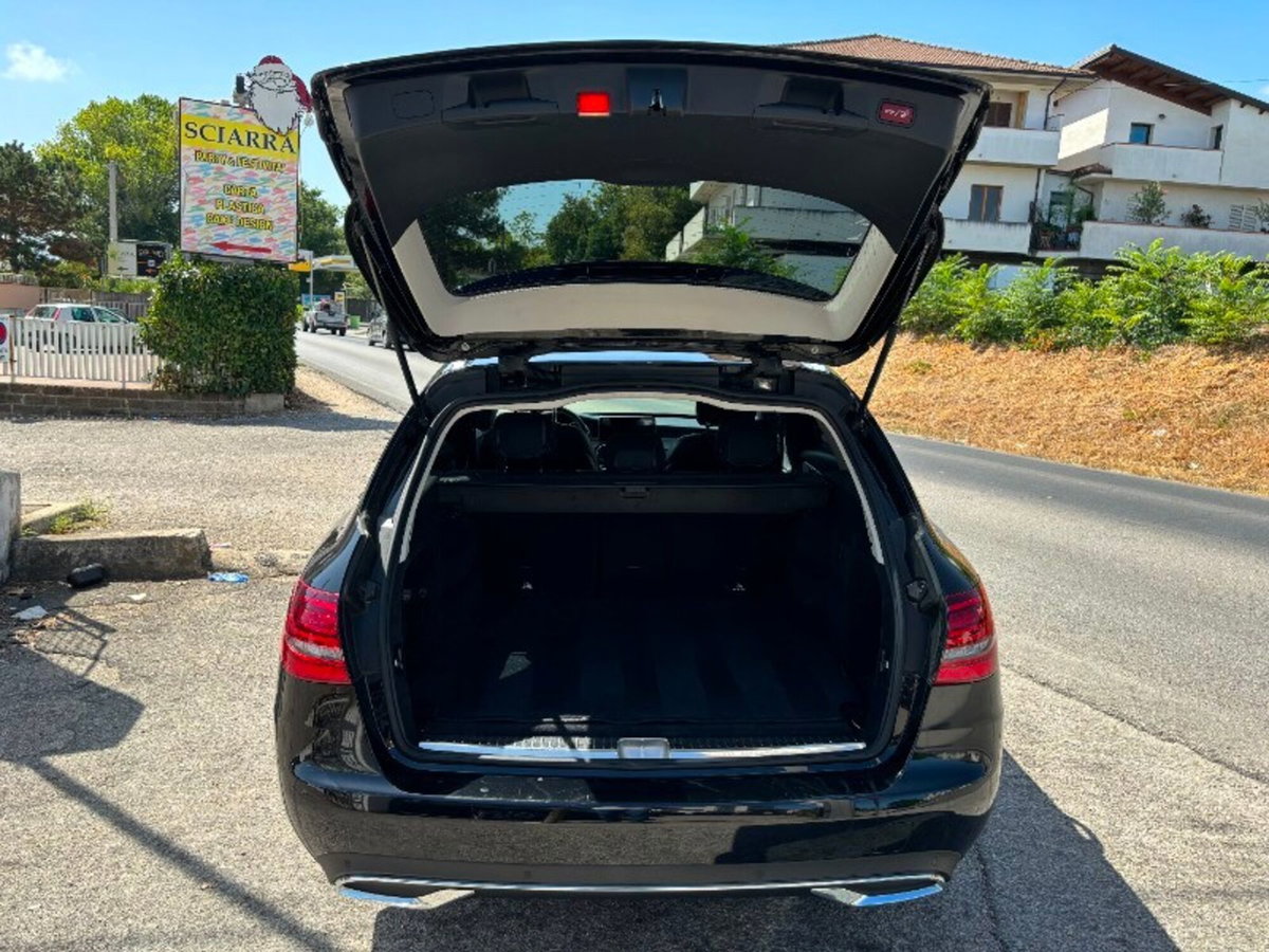 Mercedes-Benz Classe C Station Wagon 220 d Auto Sport Plus (7)