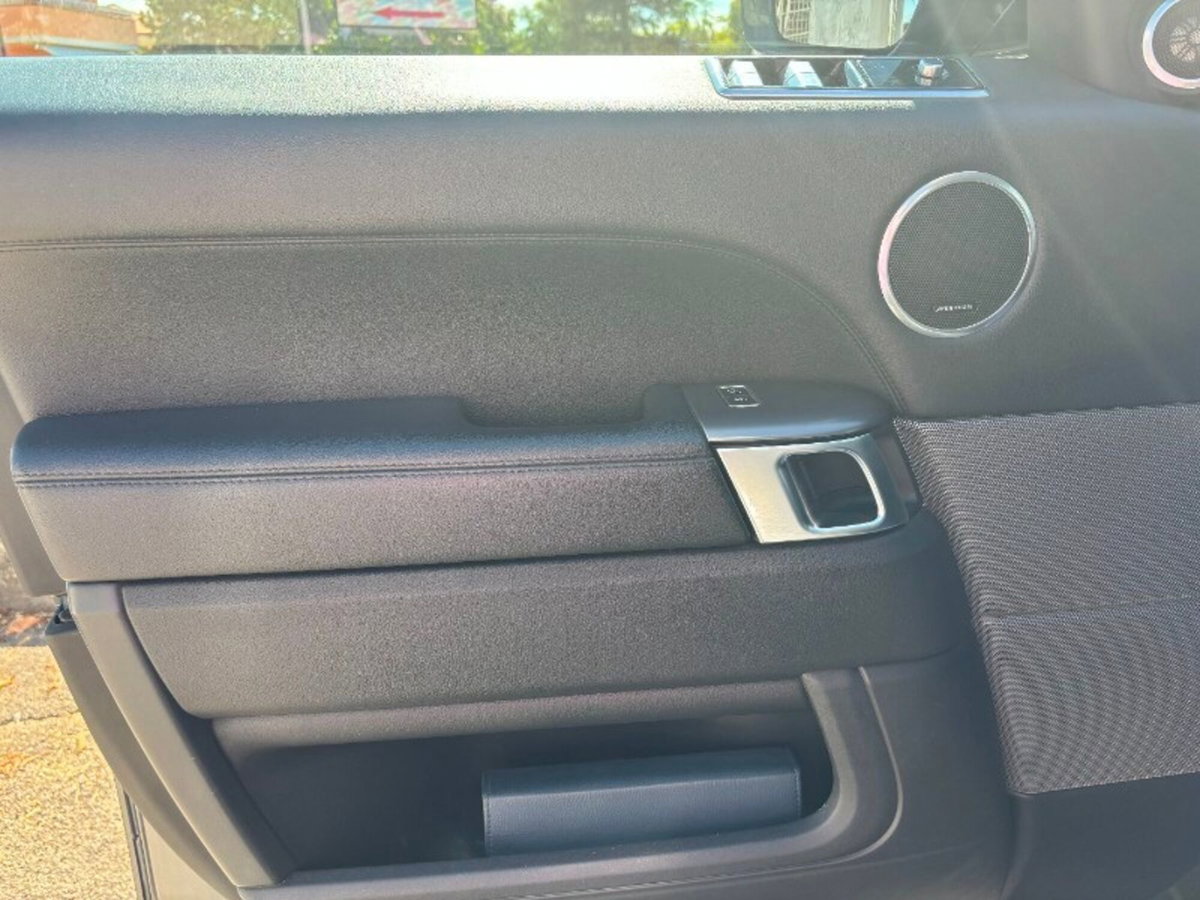 Land Rover Range Rover Sport 3.0 SDV6 SE (20)