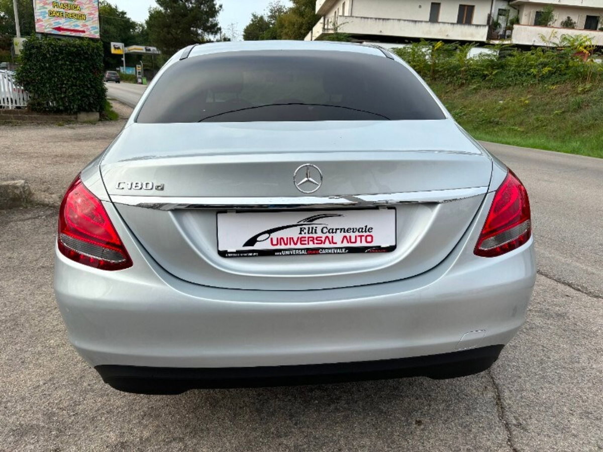 Mercedes-Benz Classe C 180 d Auto Business (5)