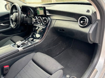Mercedes-Benz Classe C 180 d Auto Business (9)