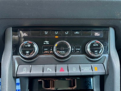 Skoda Karoq 2.0 TDI SCR 4x4 DSG Executive (18)