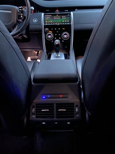 Land Rover Discovery Sport 2.0 TD4 180 CV AWD Auto SE (7)