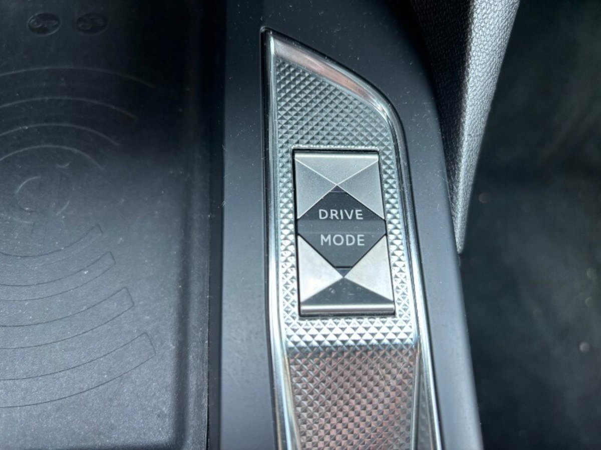 Ds DS 3 DS 3 Crossback PureTech 155 aut. So Chic (20)