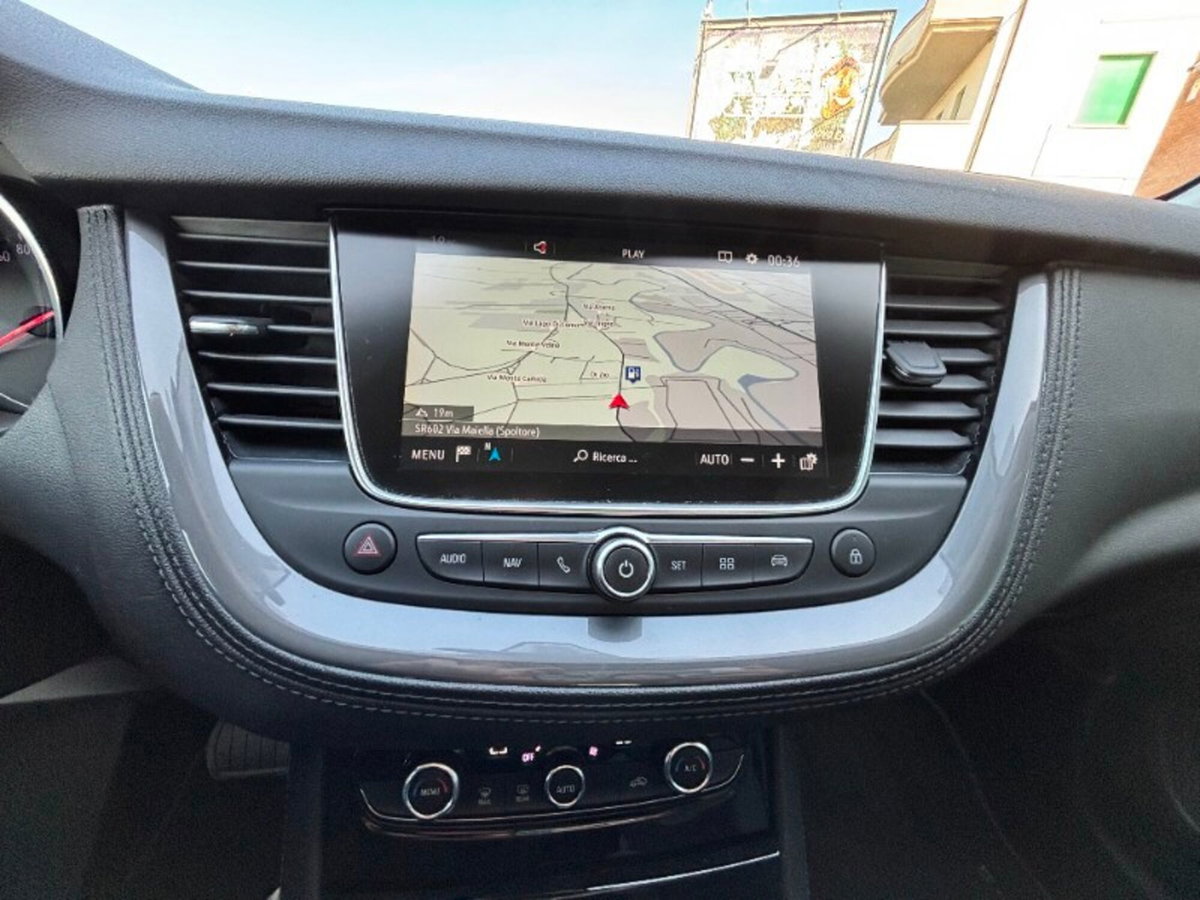 Opel Grandland X 1.5 diesel Ecotec Start&Stop aut. Innovation (15)