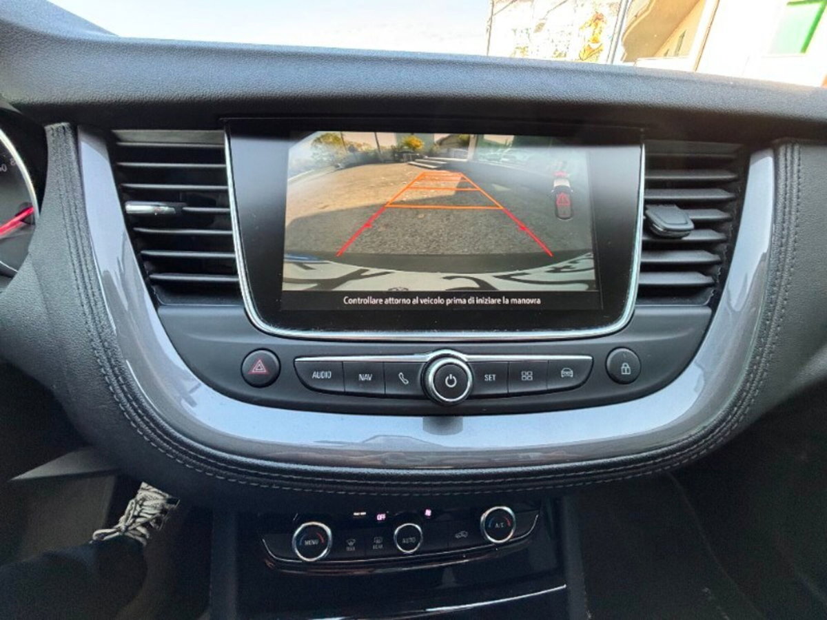 Opel Grandland X 1.5 diesel Ecotec Start&Stop aut. Innovation (16)
