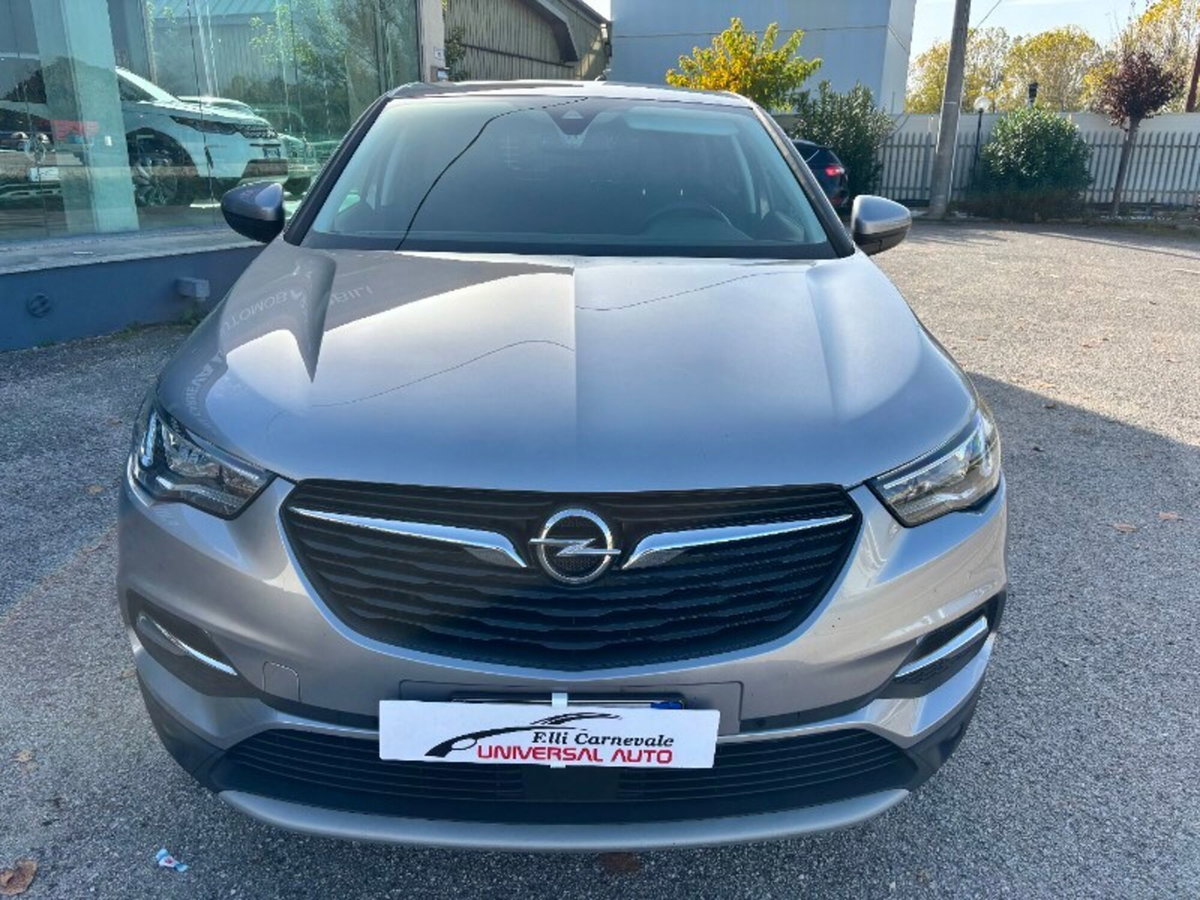 Opel Grandland X 1.5 diesel Ecotec Start&Stop aut. Innovation (3)