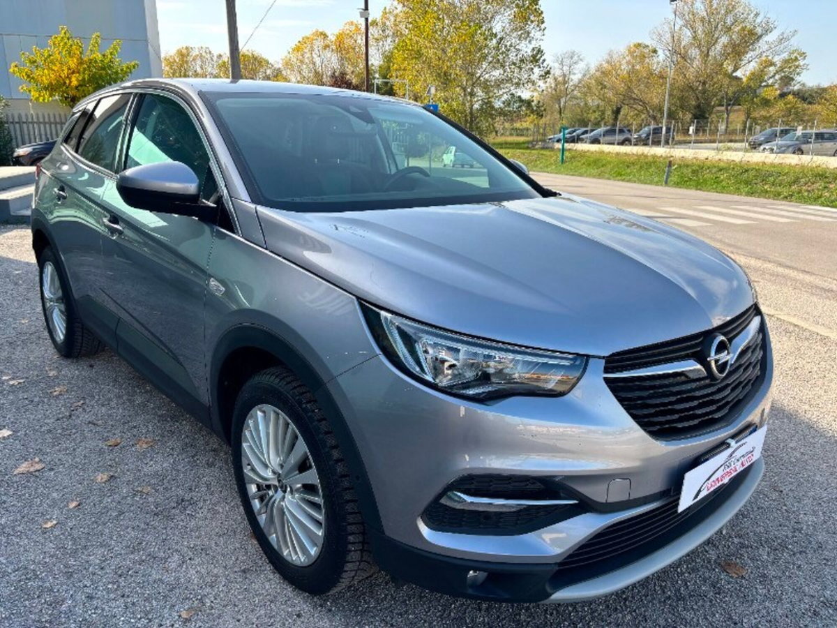Opel Grandland X 1.5 diesel Ecotec Start&Stop aut. Innovation (4)