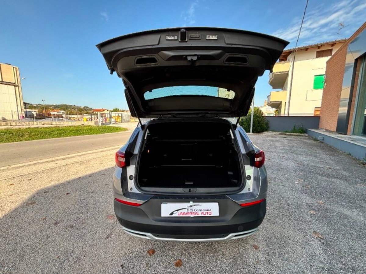 Opel Grandland X 1.5 diesel Ecotec Start&Stop aut. Innovation (8)