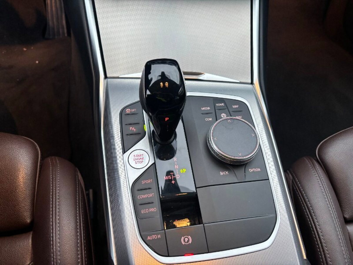 BMW Serie 3 Touring 320d 48V (12)