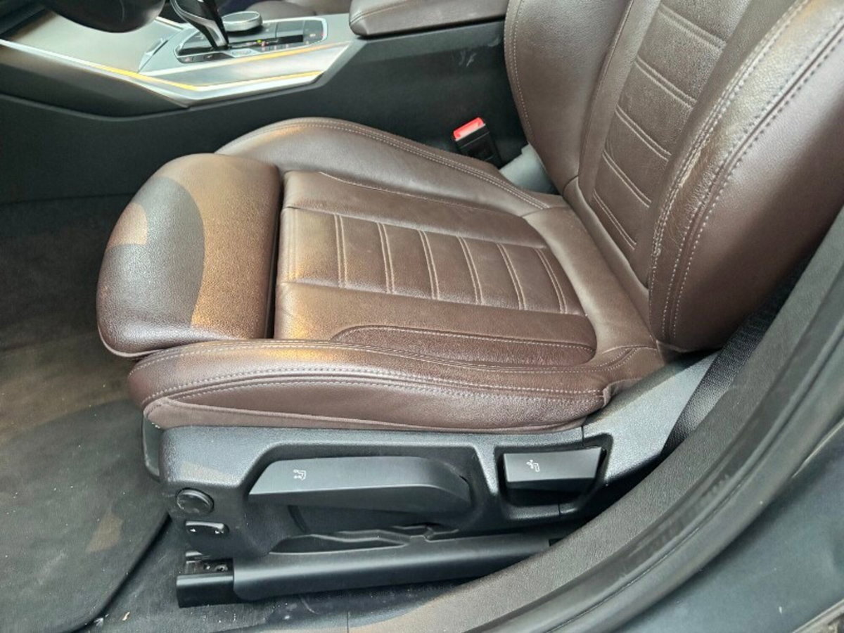 BMW Serie 3 Touring 320d 48V (18)