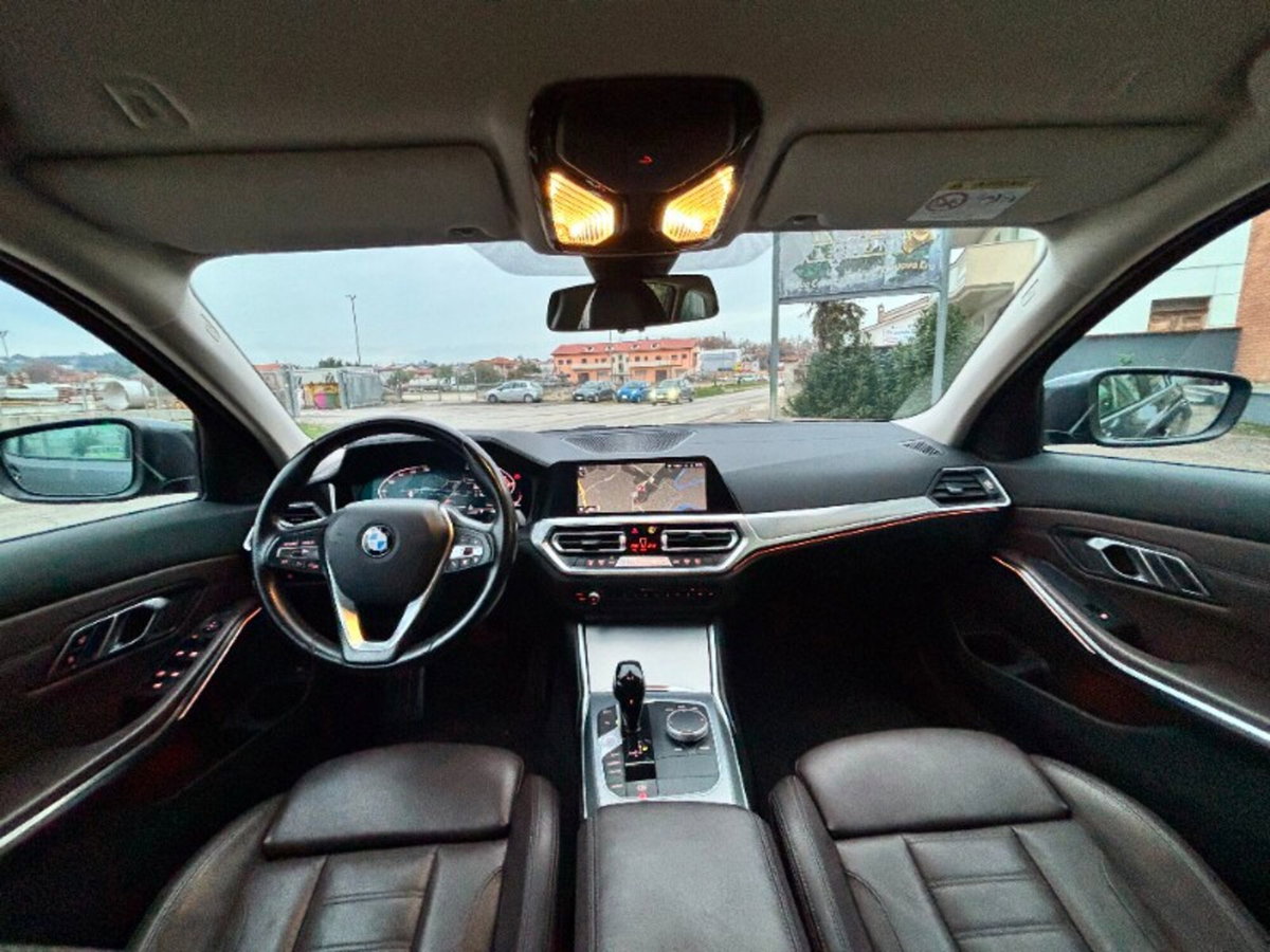 BMW Serie 3 Touring 320d 48V (8)