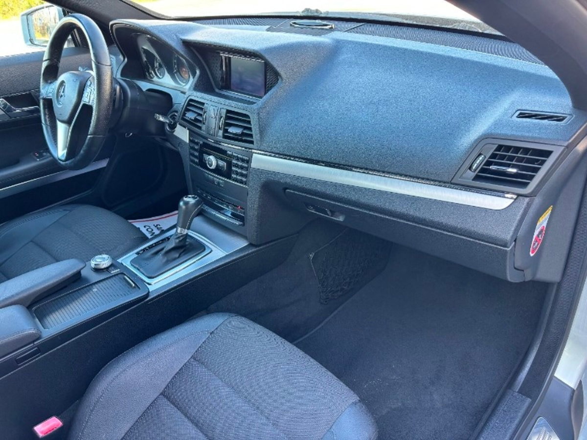 Mercedes-Benz Classe E Coupé 220 CDI Coupé BlueEFFICIENCY (14)