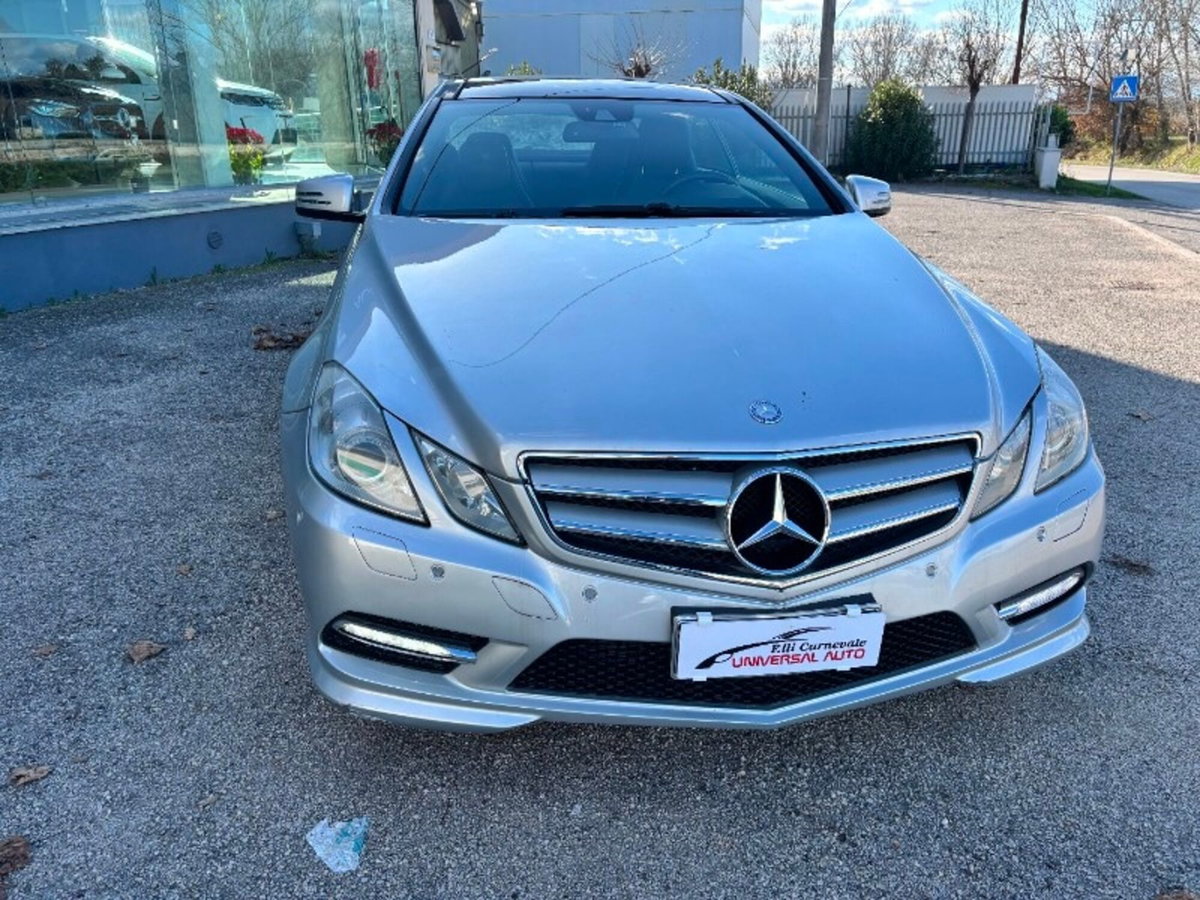 Mercedes-Benz Classe E Coupé 220 CDI Coupé BlueEFFICIENCY (3)