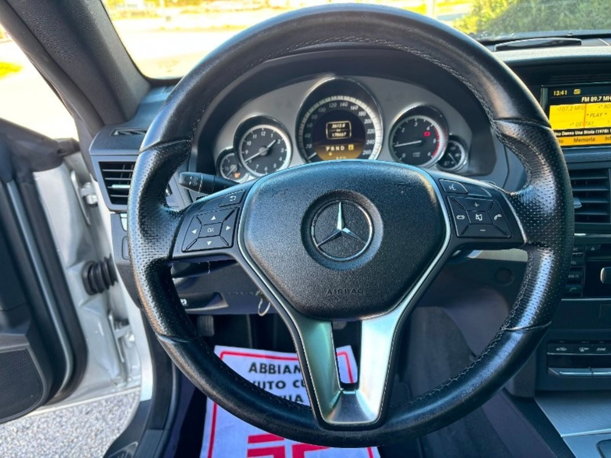 Mercedes-Benz Classe E Coupé 220 CDI Coupé BlueEFFICIENCY (8)