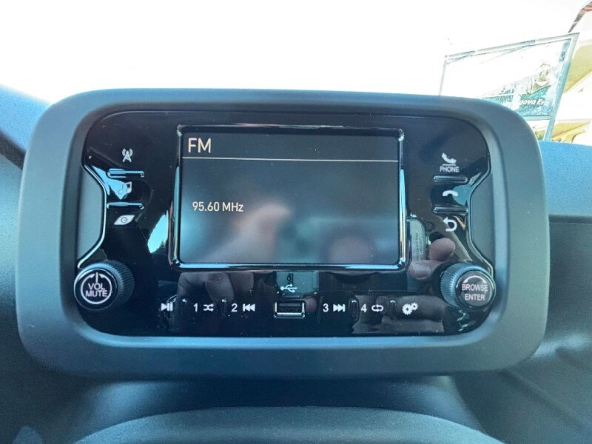 Fiat Panda 1.0 firefly hybrid Pop s&s 70cv (16)