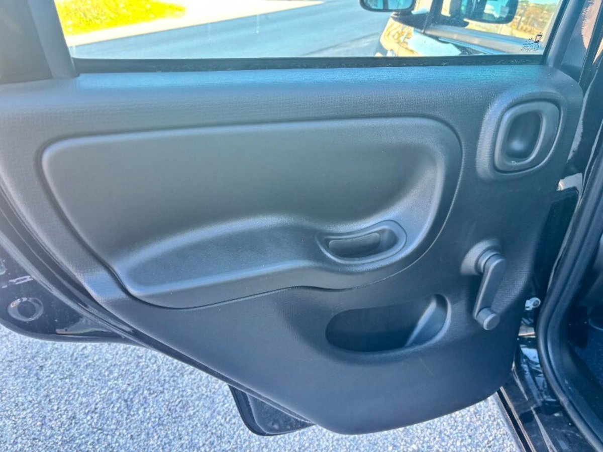 Fiat Panda 1.0 firefly hybrid Pop s&s 70cv (19)