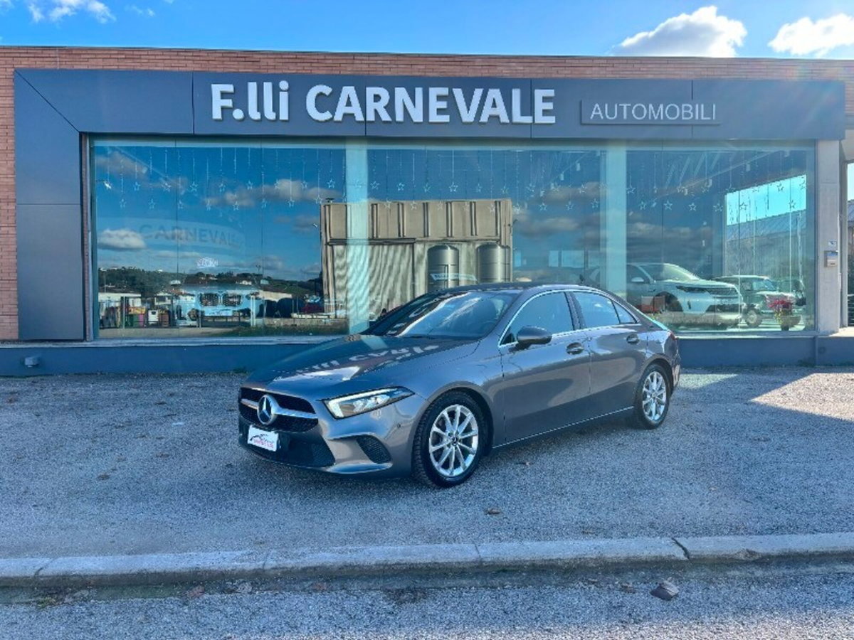 Mercedes-Benz Classe A Sedan 180 d Automatic 4p. Business