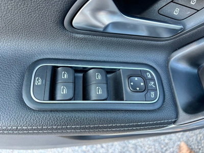 Mercedes-Benz Classe A Sedan 180 d Automatic 4p. Business (17)