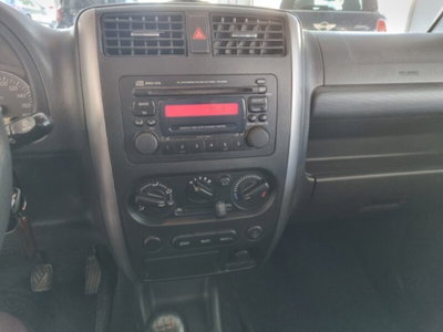 Suzuki Jimny 1.5 DDiS cat 4WD JLX Più (14)