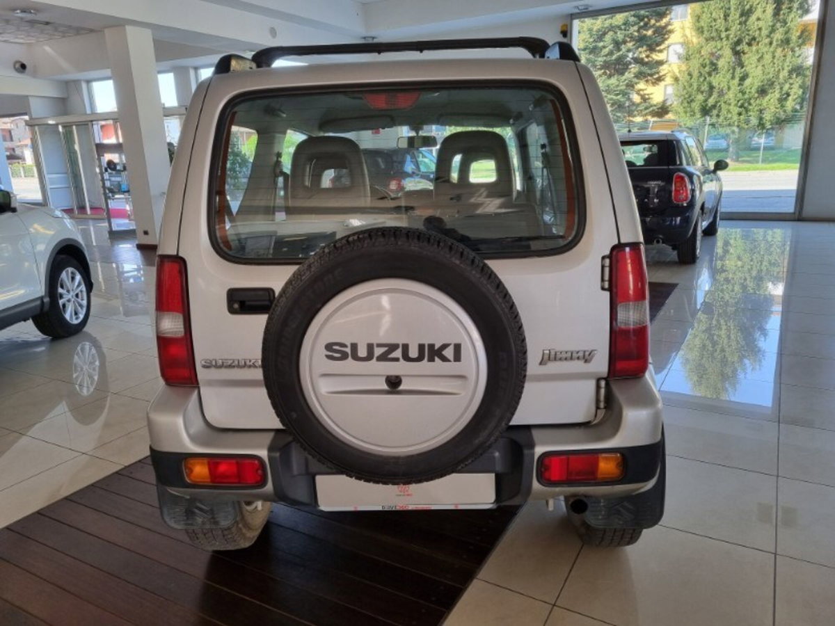 Suzuki Jimny 1.5 DDiS cat 4WD JLX Più (5)