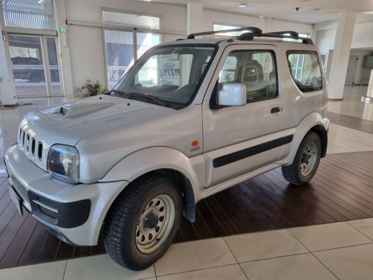 Suzuki Jimny 1.5 DDiS cat 4WD JLX Più (8)