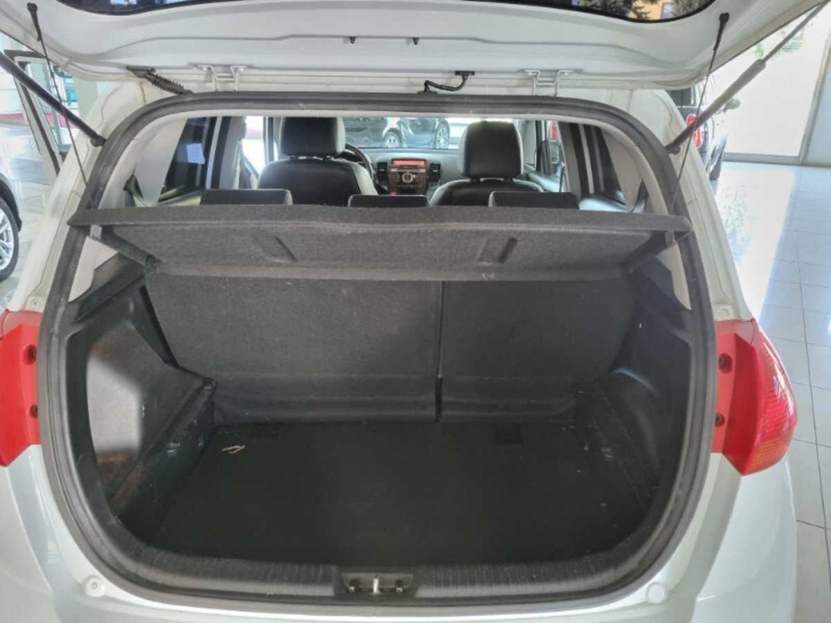 Kia Venga 1.4 CRDi 90CV Cool (11)
