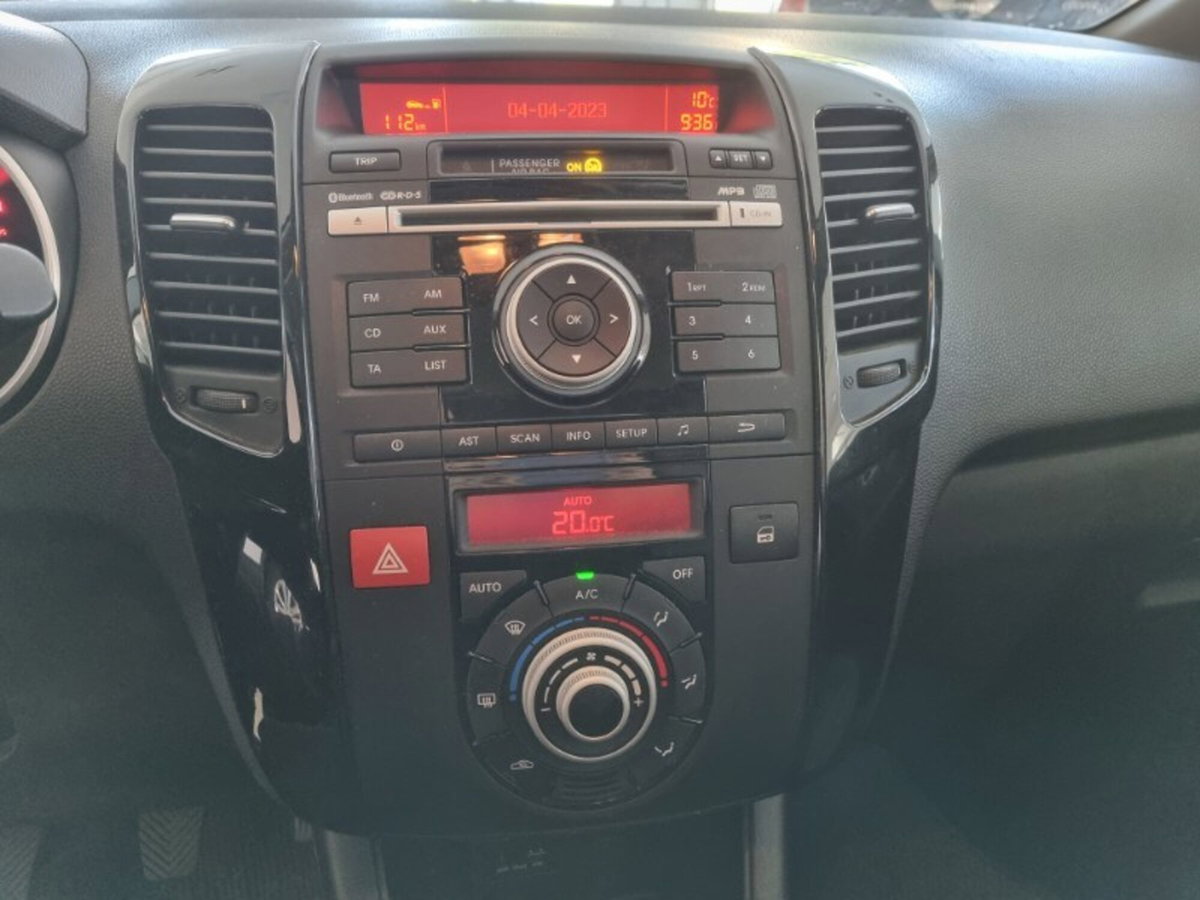 Kia Venga 1.4 CRDi 90CV Cool (14)