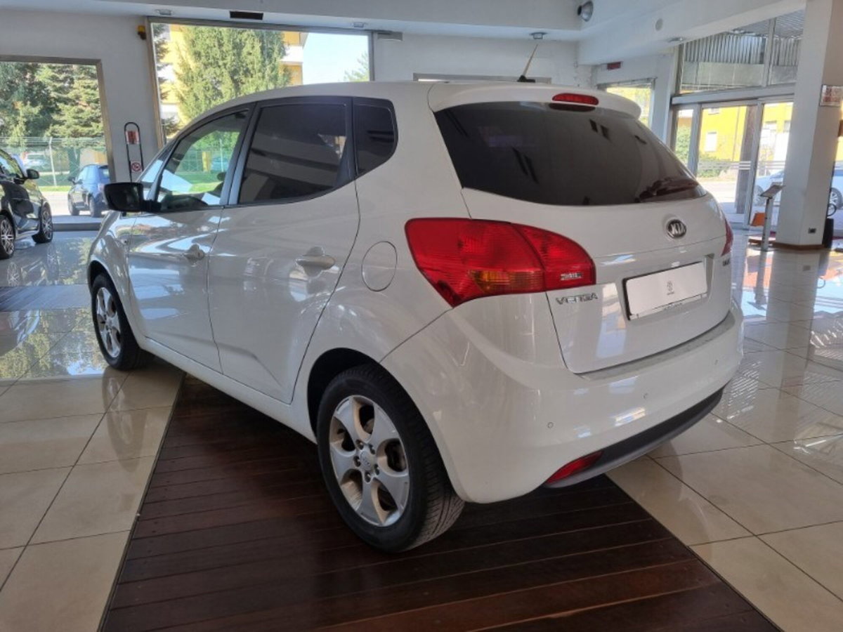Kia Venga 1.4 CRDi 90CV Cool (6)