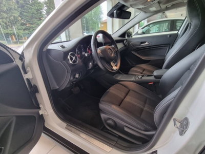 Mercedes-Benz GLA SUV 200 Sport (9)