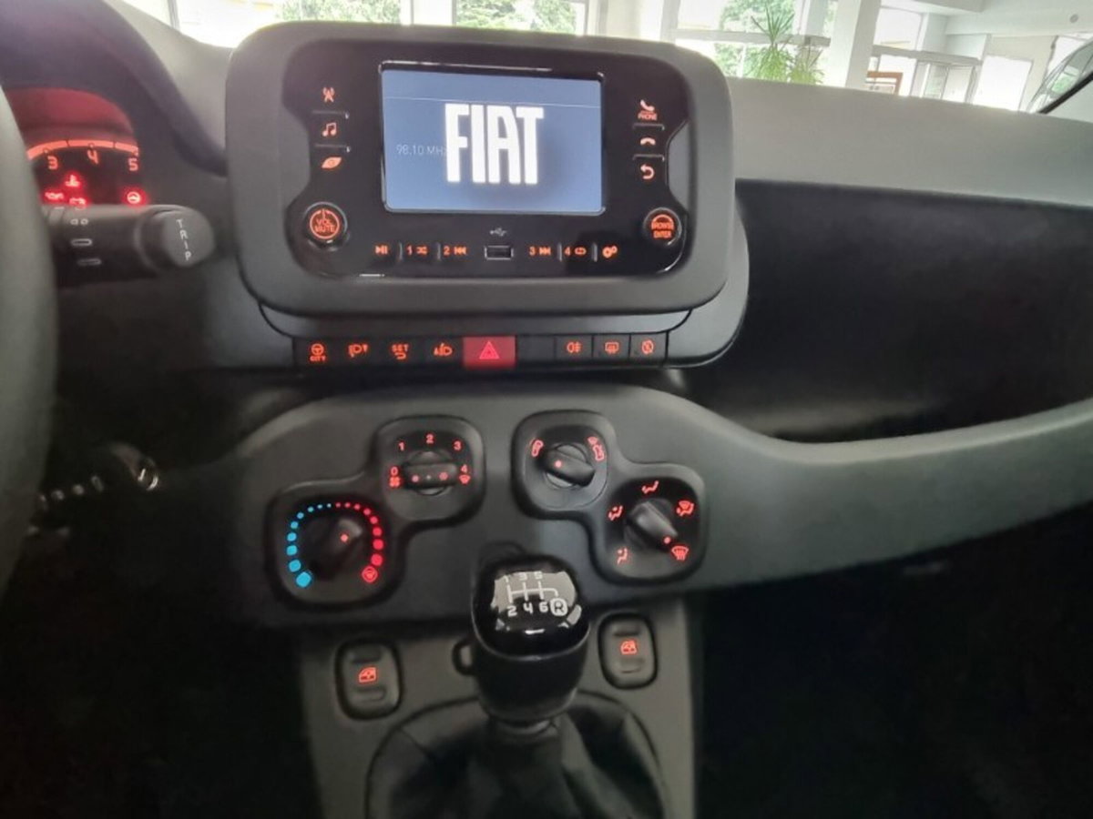 Fiat Panda 1.0 firefly hybrid Pop s&s 70cv (13)