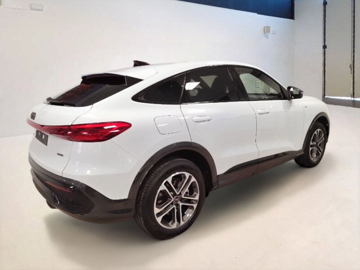 Audi Q5 Sportback 40 2.0 tdi mhev 12V S line Plus quattro s-tronic (4)