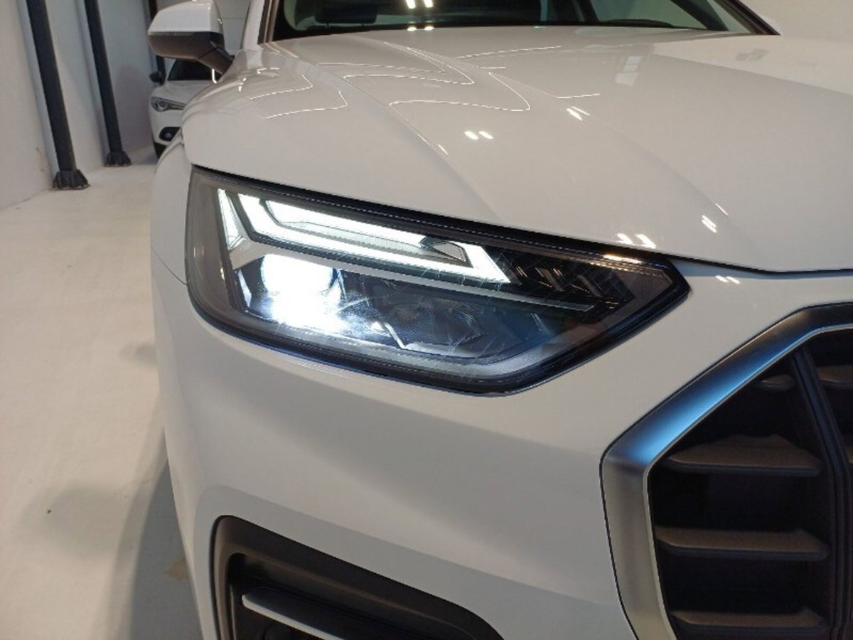 Audi Q5 35 TDI S tronic Business Advanced (11)
