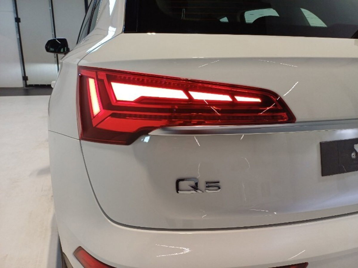 Audi Q5 35 TDI S tronic Business Advanced (12)