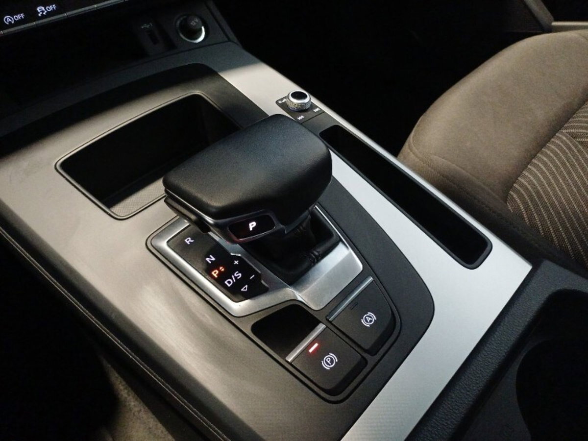 Audi Q5 35 TDI S tronic Business Advanced (19)